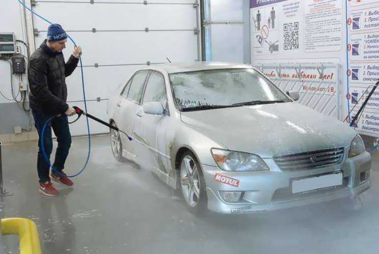 Мойка автомобиля - чем и как правильно помыть самому кузов машины
