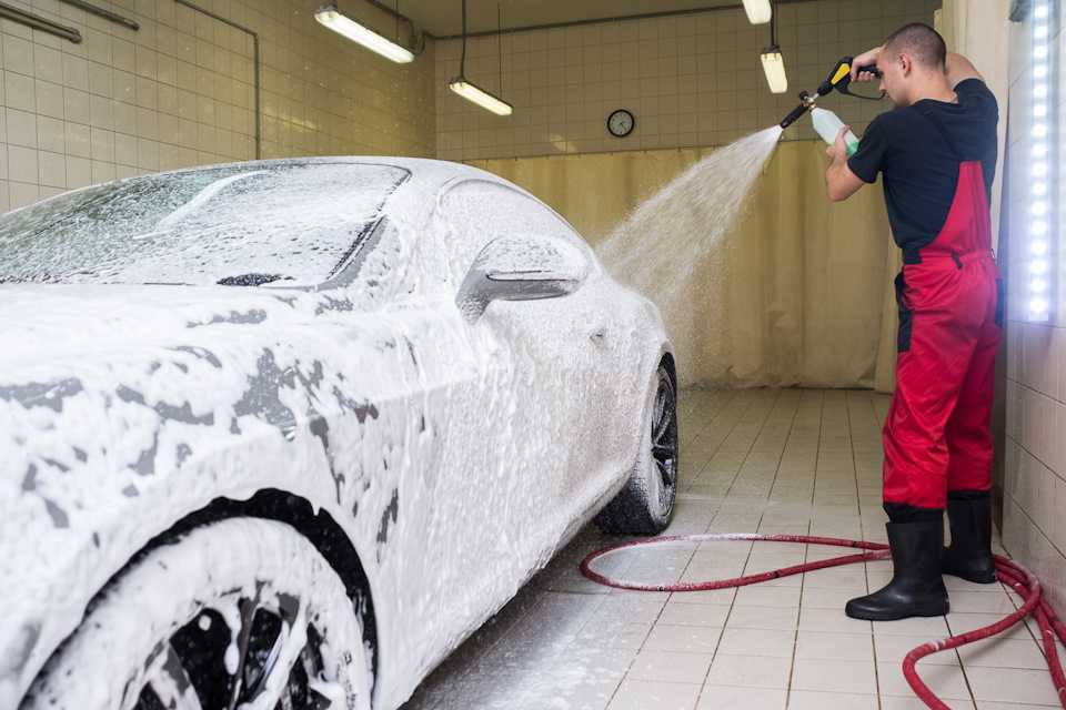 Как мыть машину зимой – важные моменты об этой процедуре