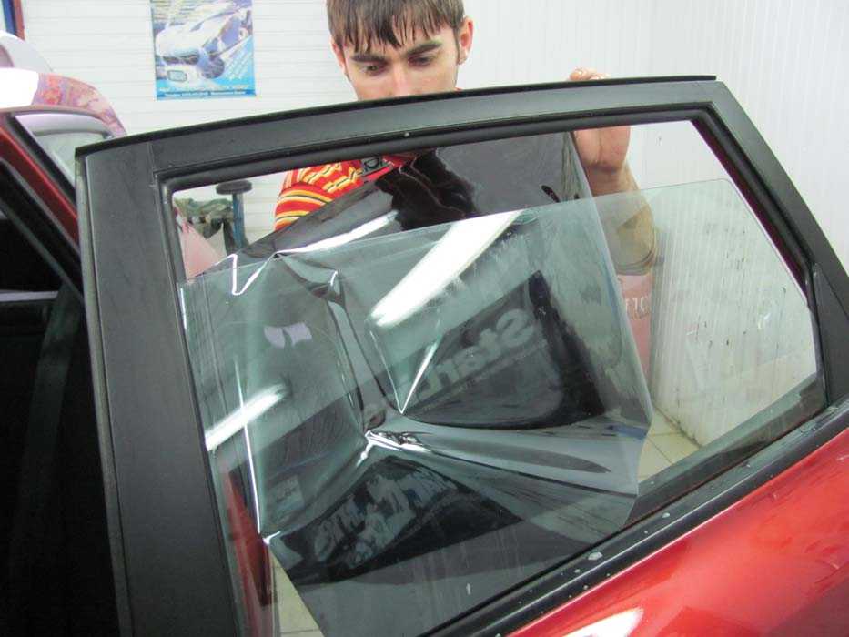 Технология тонировки стёкол автомобиля