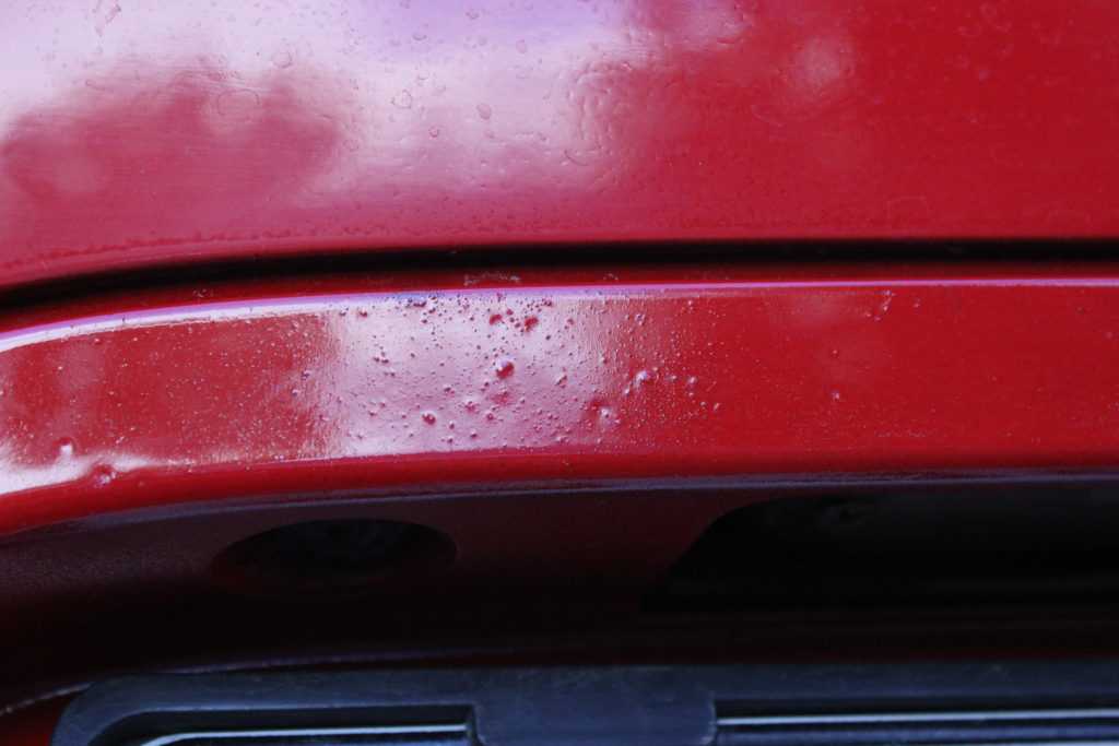 Дефекты покраски автомобиля Основные дефекты при покраске автомобиля Дефекты могут появиться в результате неопытности мастера, неправильного использования