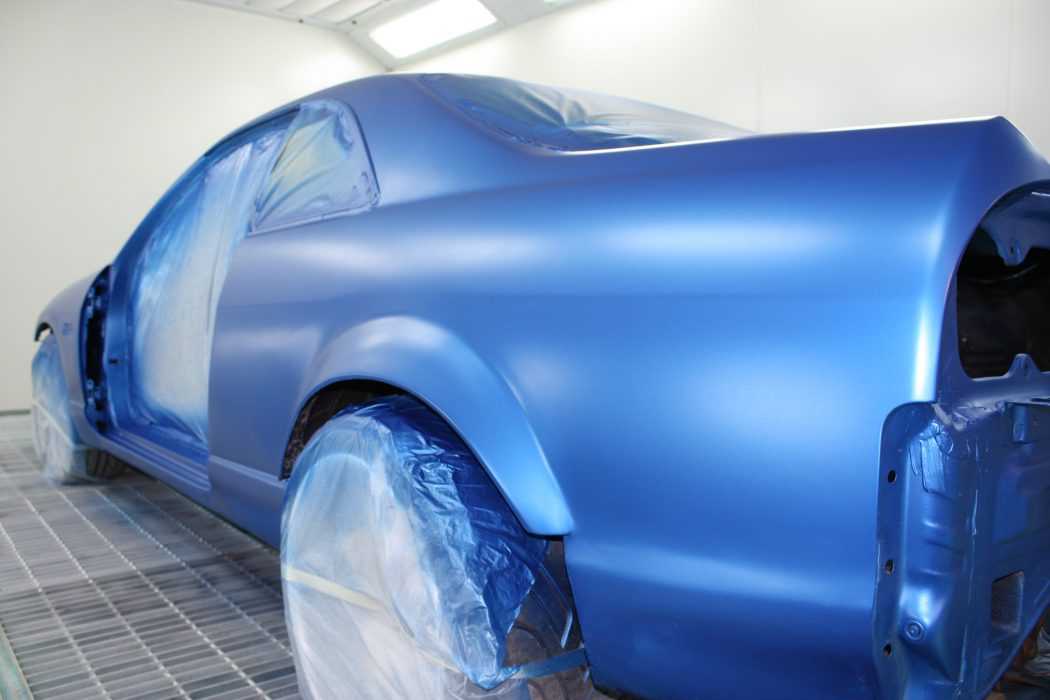 Самостоятельная покраска автомобиля Как самостоятельно покрасить автомобиль? Восстановление лакокрасочного покрытия рекомендуется проводить каждые 5-7