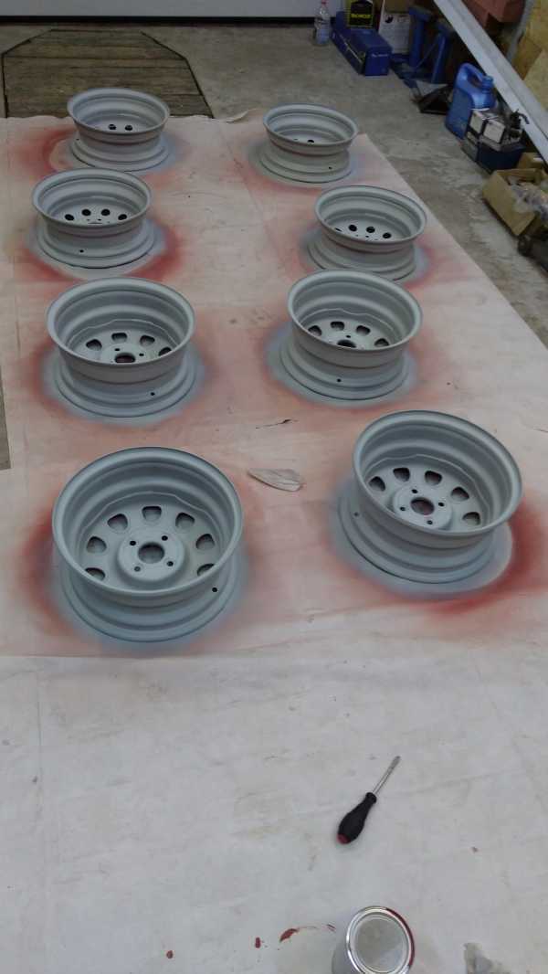 Чем и как покрасить колесные диски самостоятельно