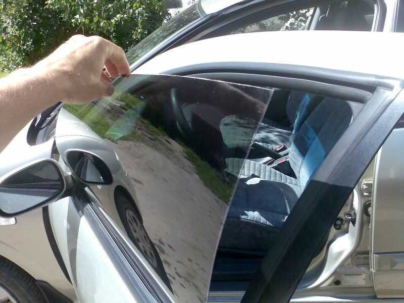 Можно ли тонировать передние окна на автомобиле?